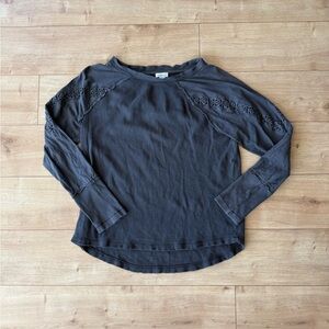 Sundance Gray Waffle Knit Lace Shoulder Long Sleeve Boho Casual Thermal Top M